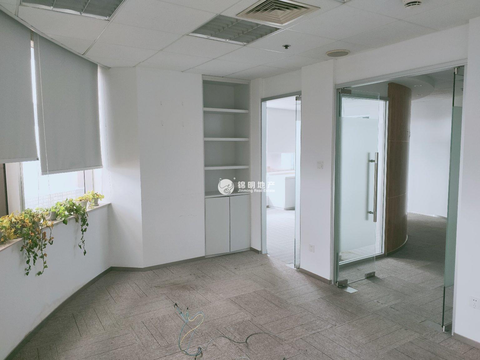 徐家汇上海实业大厦200平米写字楼出租